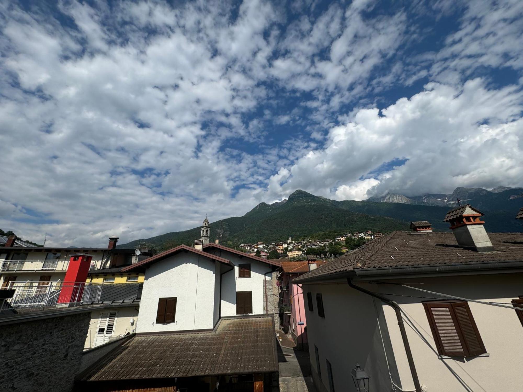Vacanza Dalla Maria Edolo Bagian luar foto